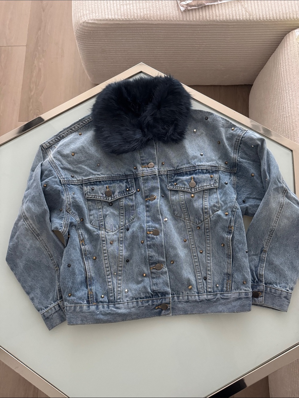 Denim Jean Jacket with Faux Fur Collar - Light Blue